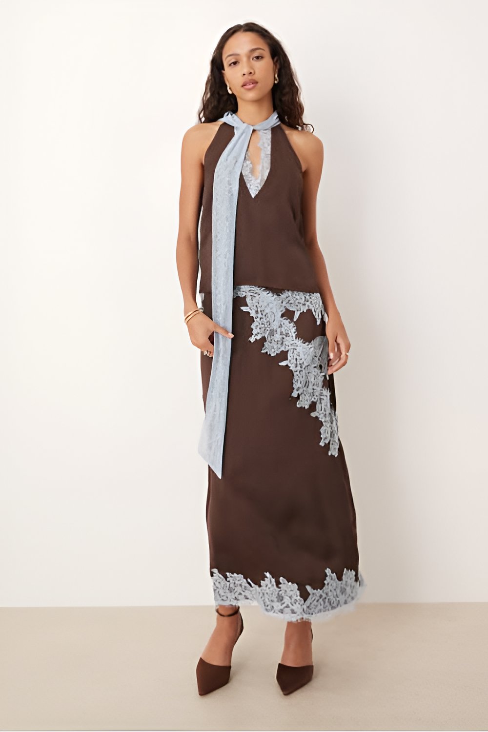 Contrast Lace Halter Neck Skirt Set